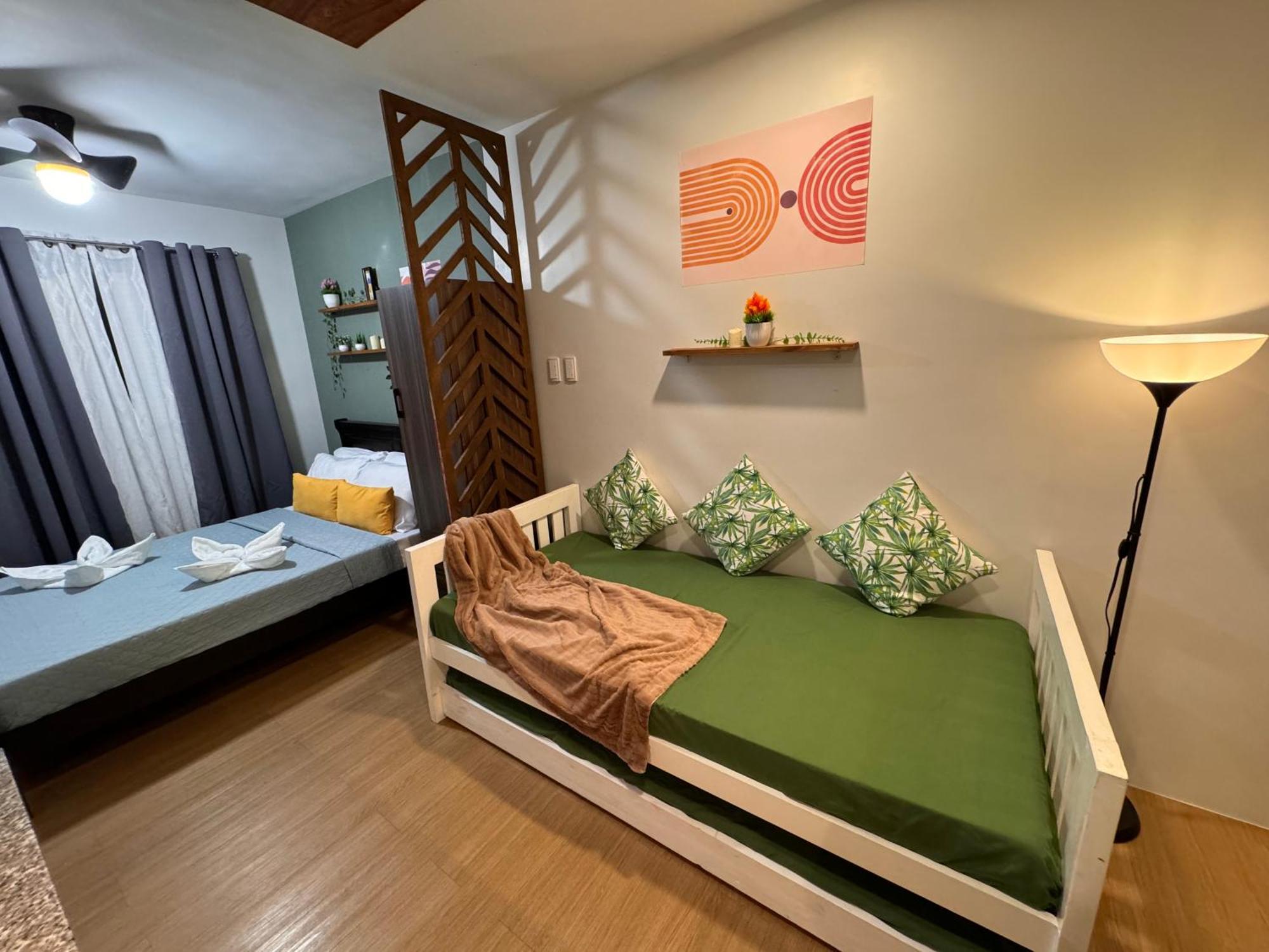 Cozyvilla At Pine Suites Tagaytay 2Br Or Studio With Free Parking 2Br In Basement Parking And Studio In Offsite Parking Tagaytay City Exterior foto